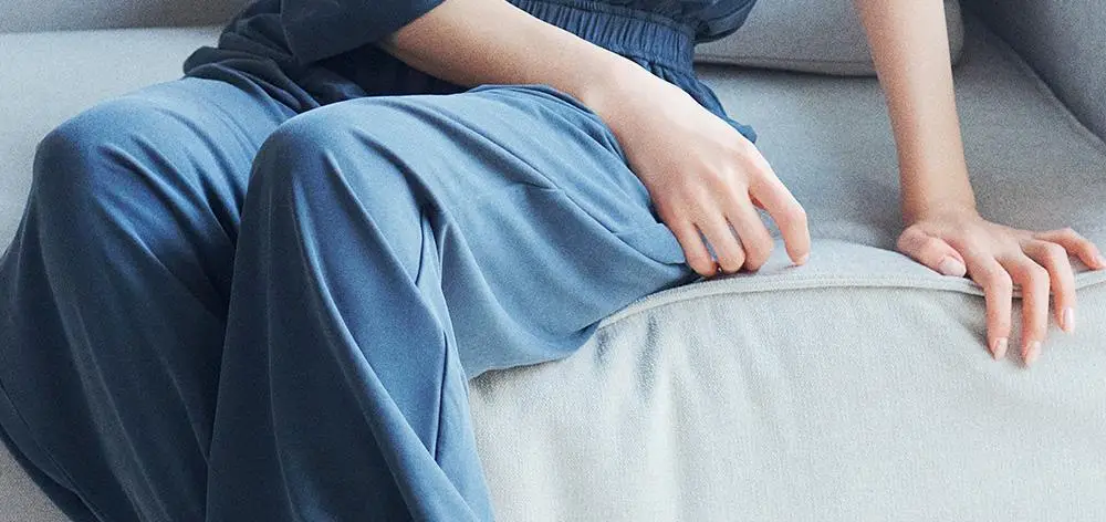 [이청아 착용] 프론투라인 반다 샌드 셔링 점프수트 상세페이지 3